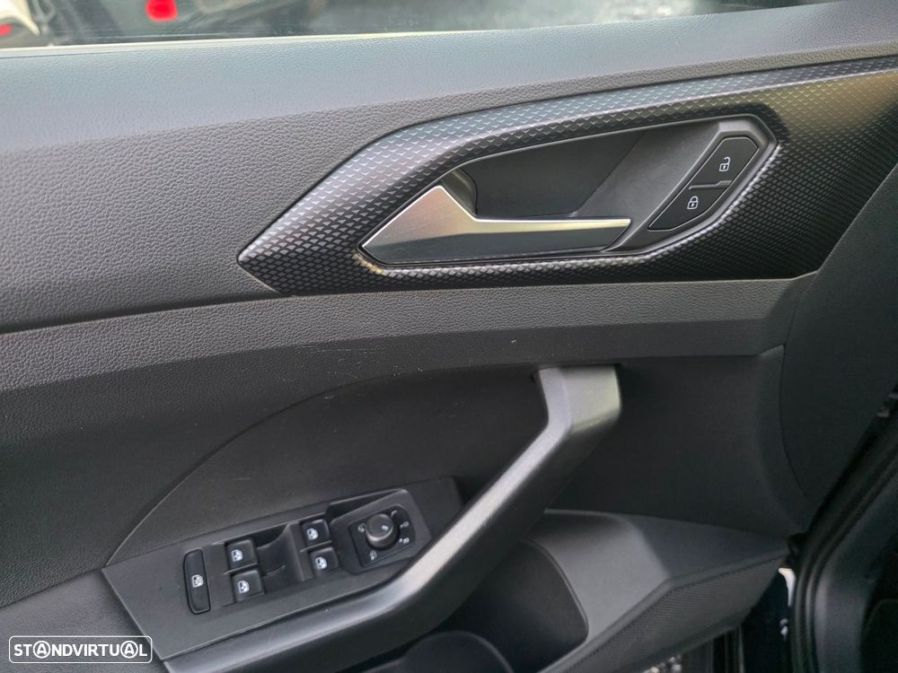 VW T-Cross 1.0 TSI Life - 9