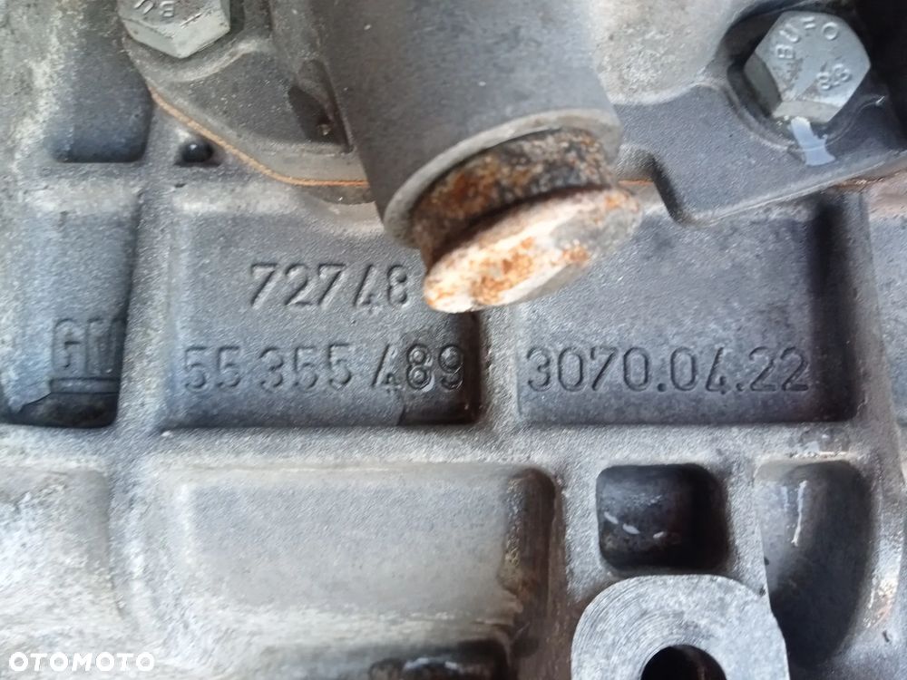 skrzynia corsa d astra h 1.4 16v f13c418 55355489 - 2