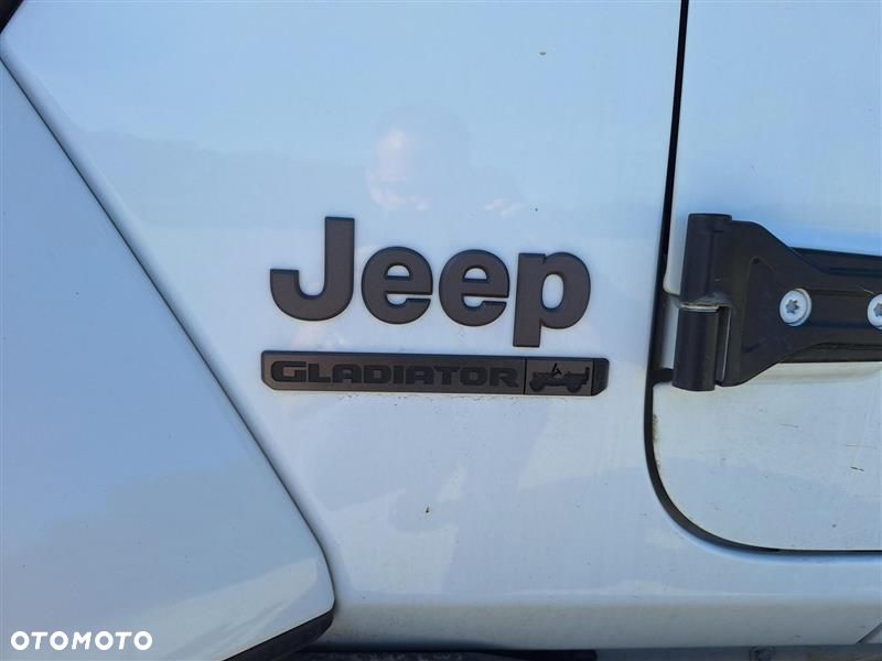 Jeep Gladiator - 14