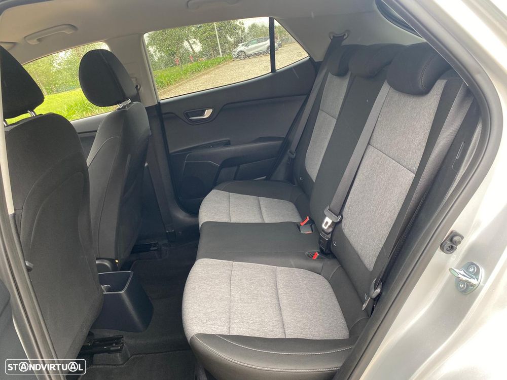 Kia Stonic 1.2 MPi Vibe - 11