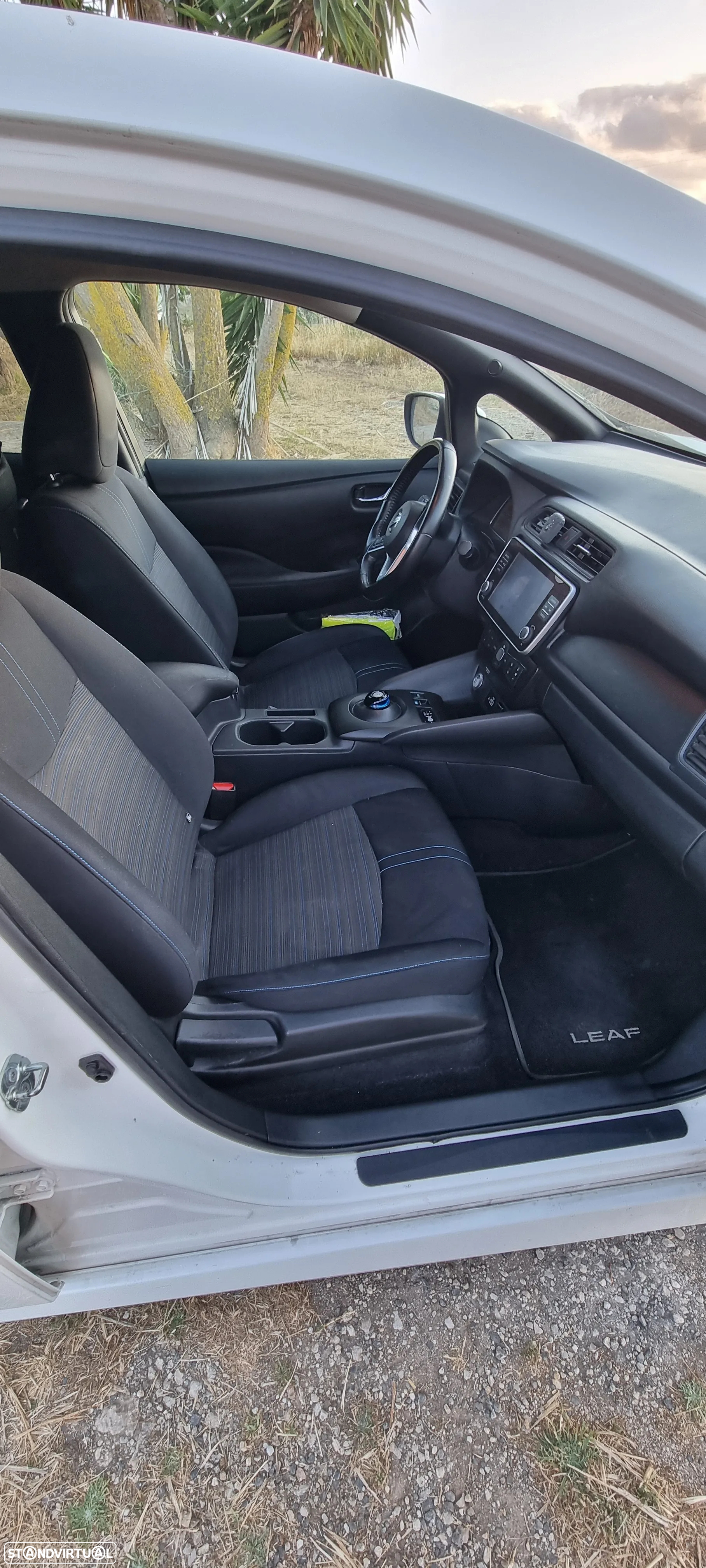 Nissan Leaf 40 kWh N-Connecta - 7