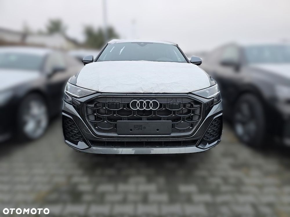 Audi Q8 - 2