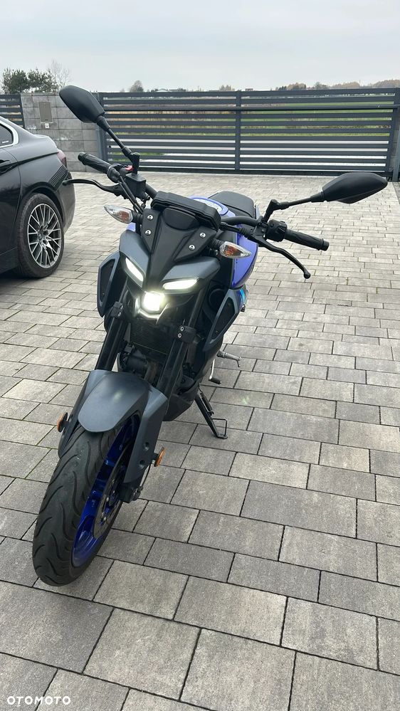 Yamaha MT - 4
