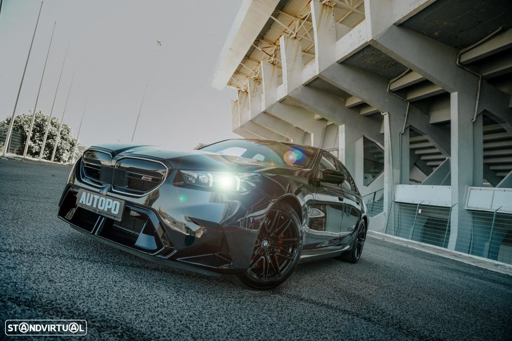 BMW M5 Standard - 2