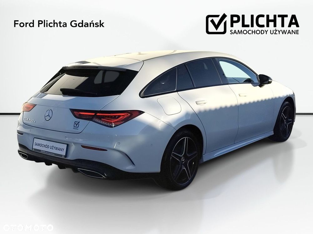 Mercedes-Benz CLA - 5