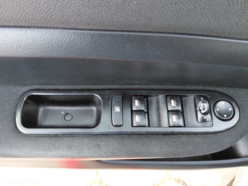 Peugeot 307 - 27