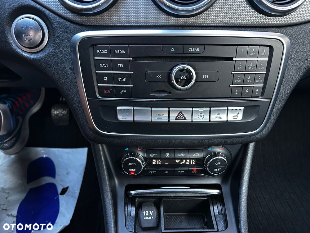 Mercedes-Benz CLA 200 - 9
