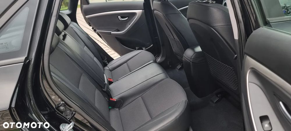 Hyundai i30 1.4 Edition Plus - 26