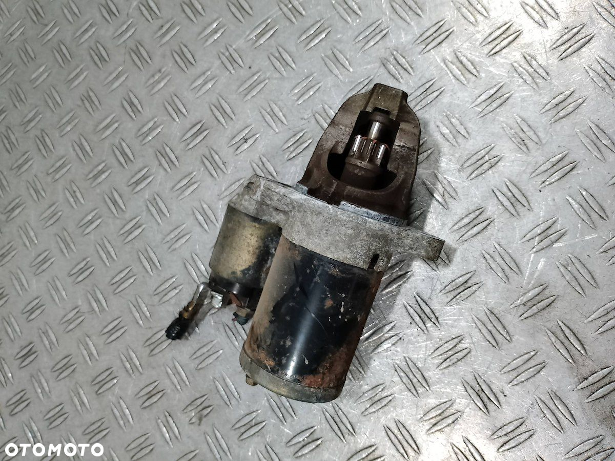 ROZRUSZNIK SMART FORFOUR I MR994922 M000T45271ZT  1.1 12V - 2