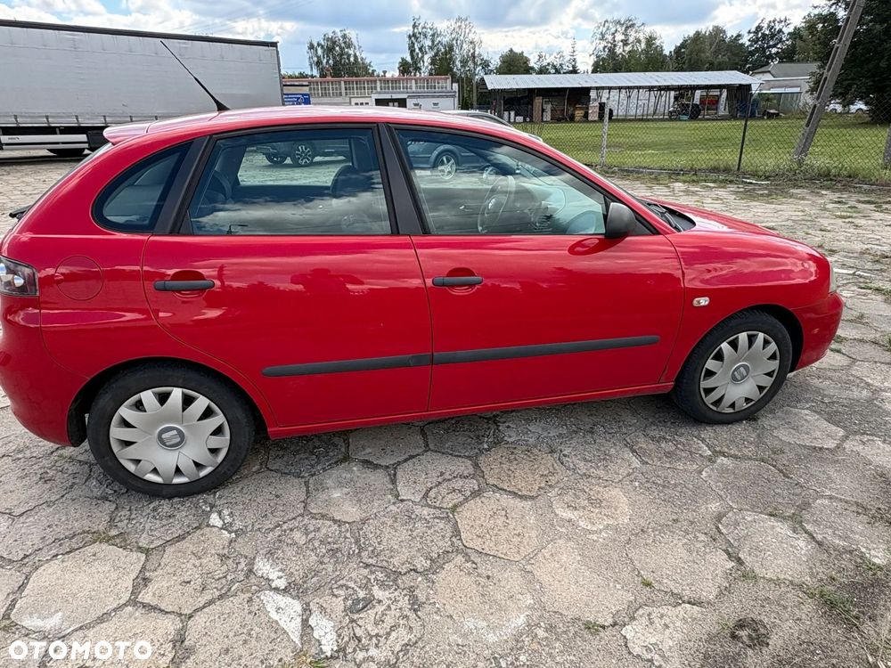 Seat Ibiza 1.4 16V Reference - 9