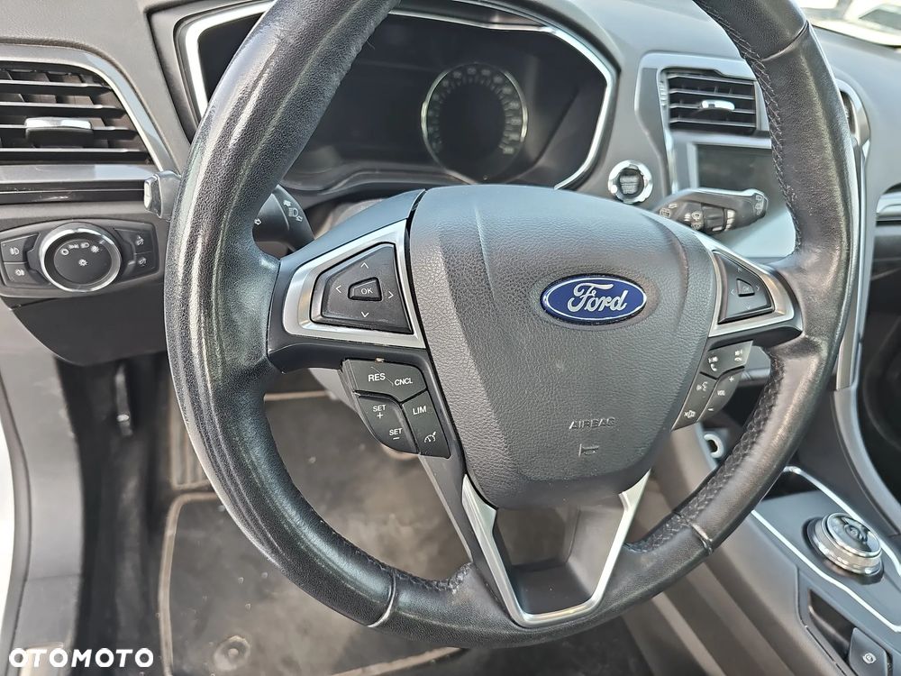 Ford Mondeo 2.0 EcoBlue Titanium - 18