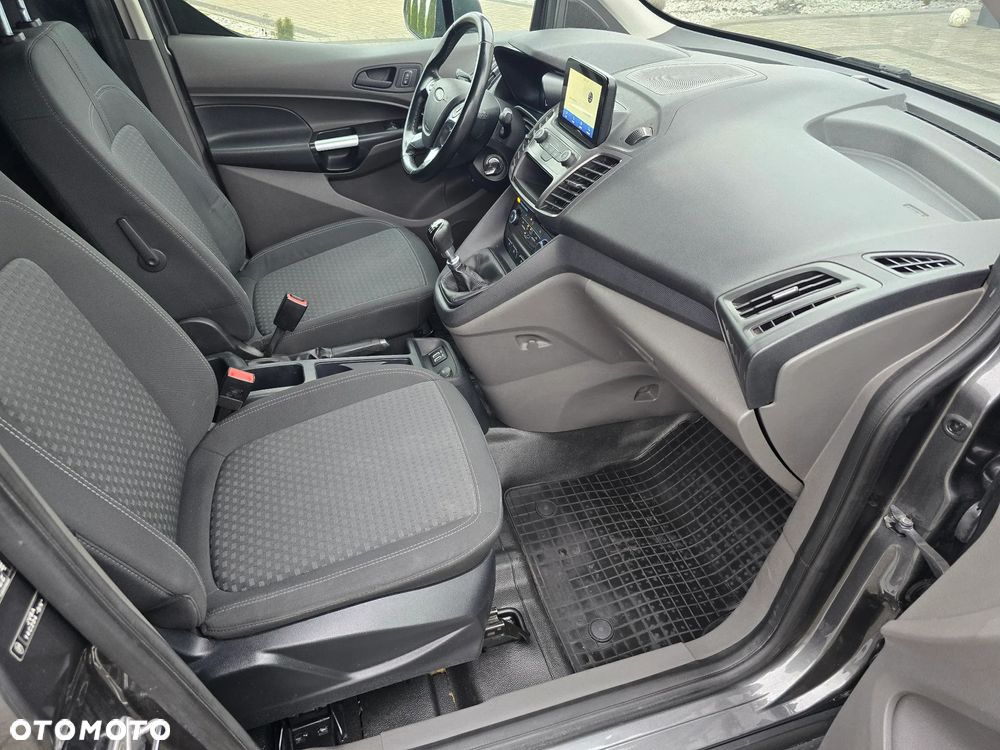 Ford Transit Connect - 15
