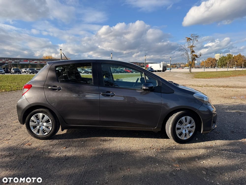 Toyota Yaris 1.33 Dynamic MS - 11