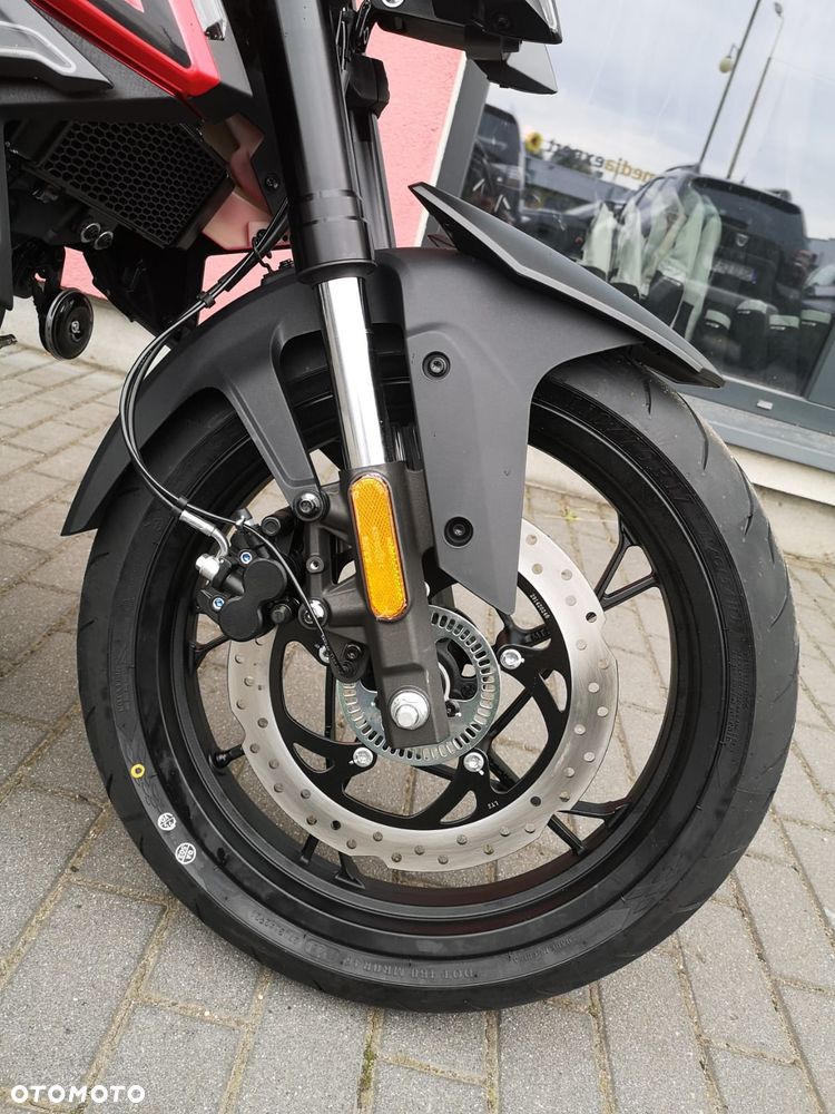 VOGE R125S - 18