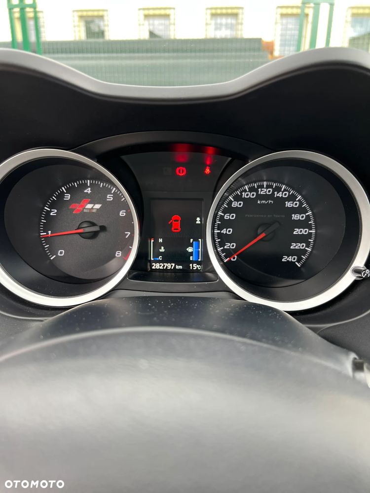 Mitsubishi Lancer 1.6 Intense - 33