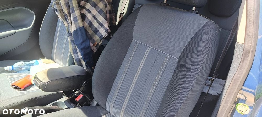 Ford Fiesta 1.25 Ambiente - 6