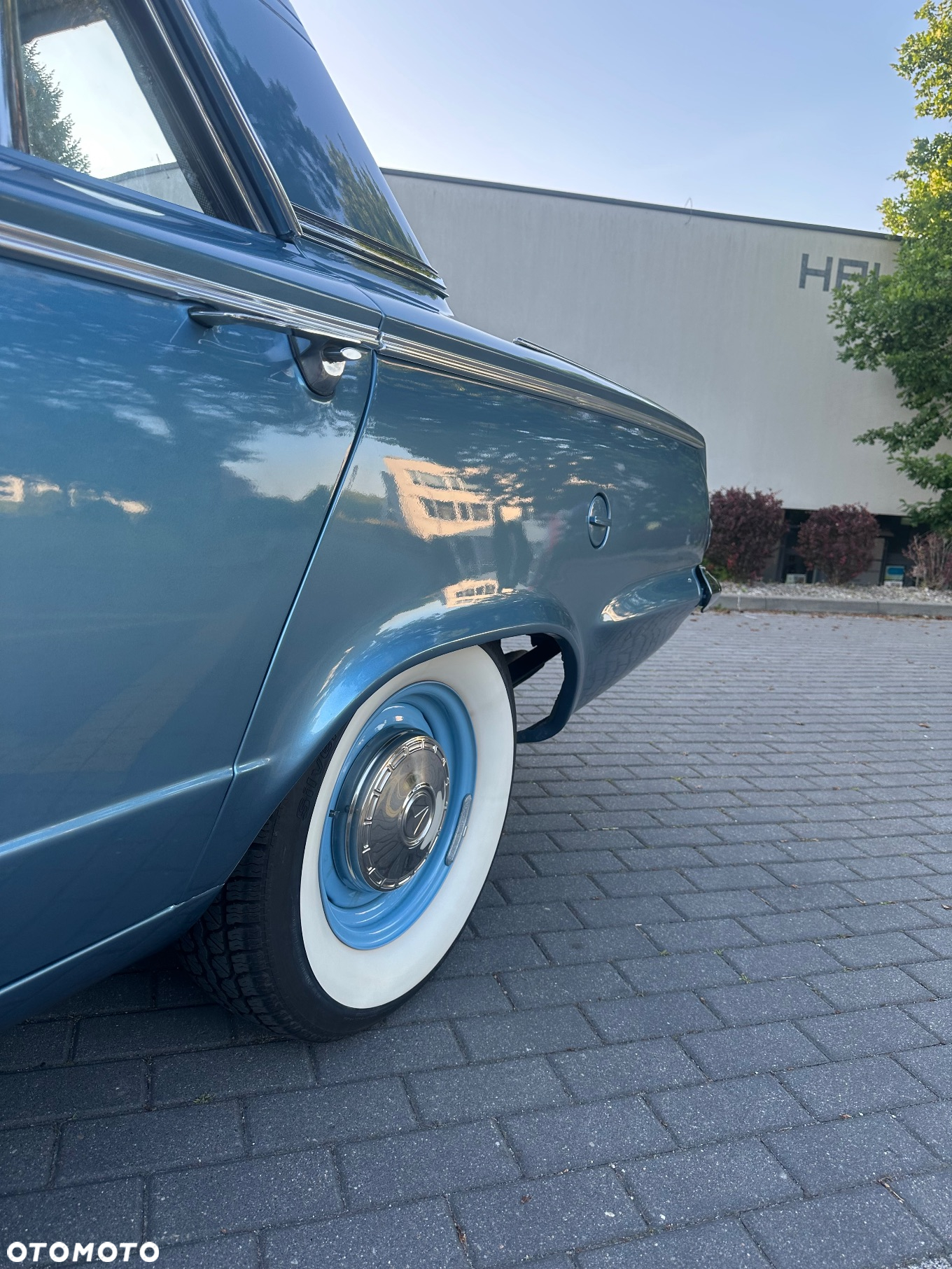 Plymouth Valiant - 7