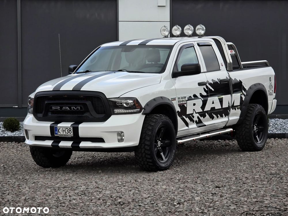 Dodge RAM 1500 5.7 4x4 - 5