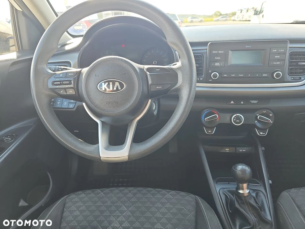 Kia Rio 1.2 M - 12