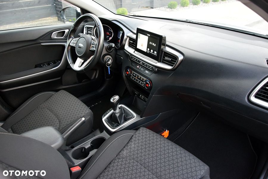 Kia Ceed 1.6 CRDi Edition 7 - 8