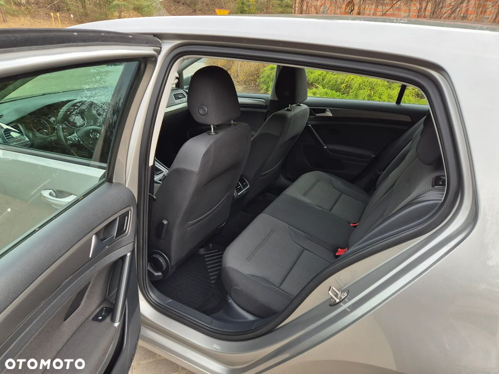 Volkswagen Golf VII 1.6 TDI BMT Highline DSG - 25