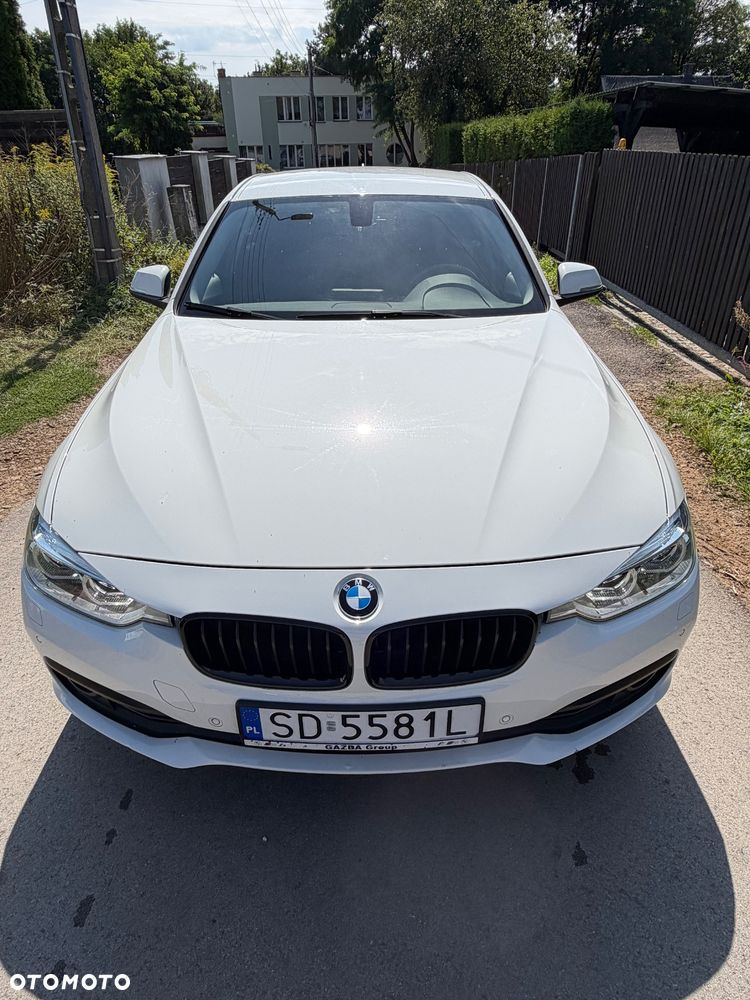 BMW Seria 3 320i xDrive Sport Line Shadow - 5