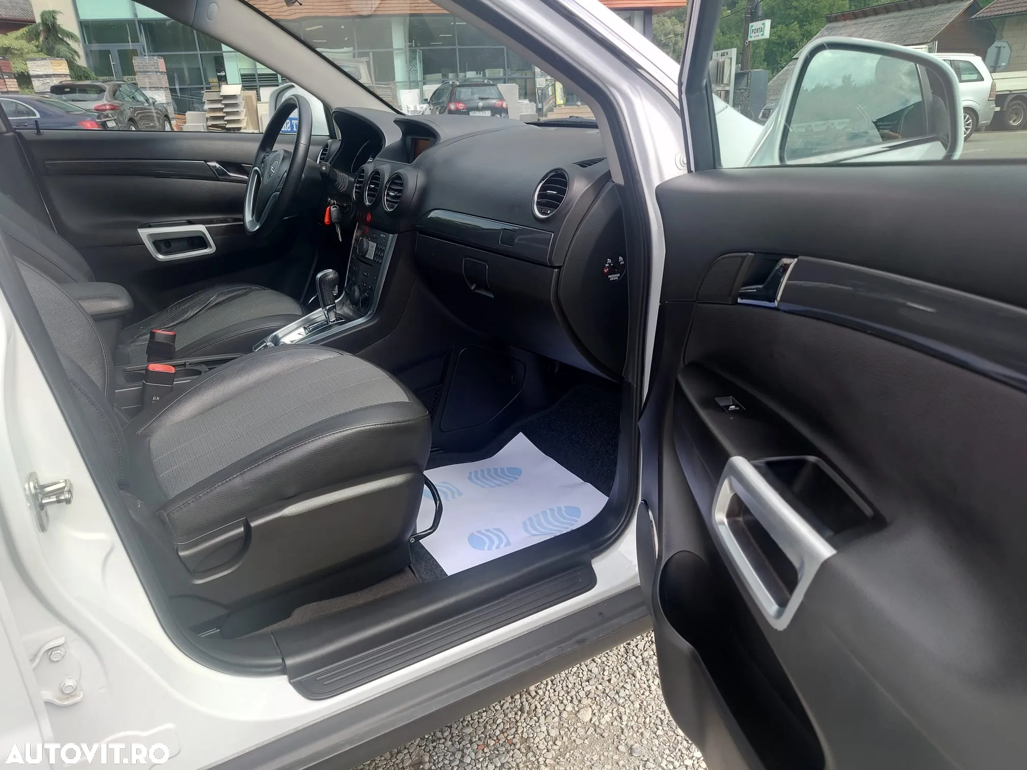 Opel Antara 2.2 CDTI 4x4 Aut. Cosmo - 6