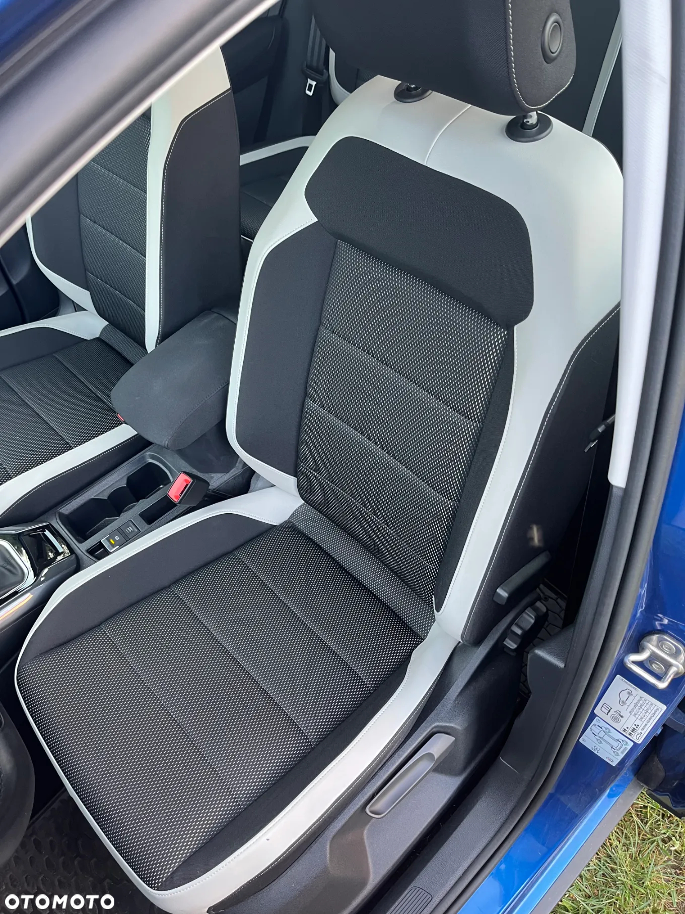 Volkswagen T-Roc 1.5 TSI ACT Premium - 15