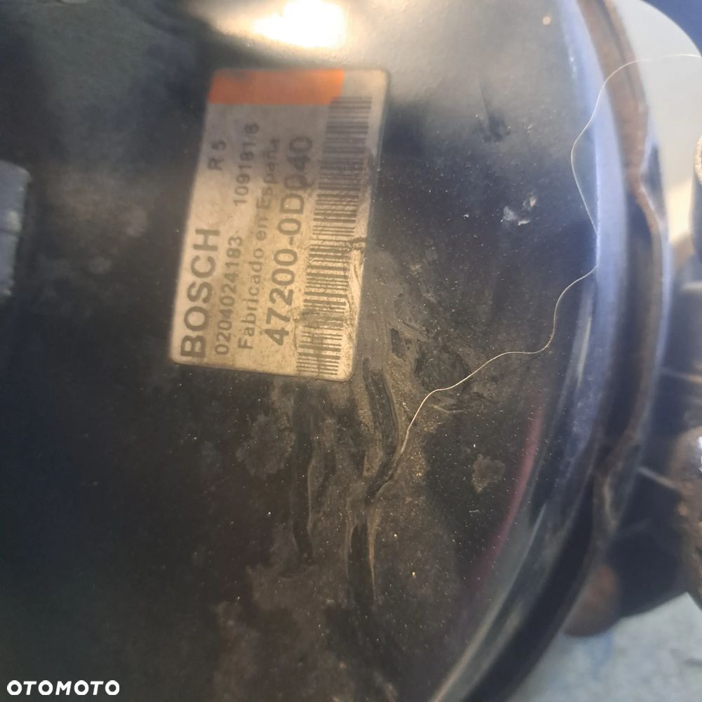 TOYOTA YARIS I SERWO POMPKA HAMULCOWA 47200 OD040 - 5