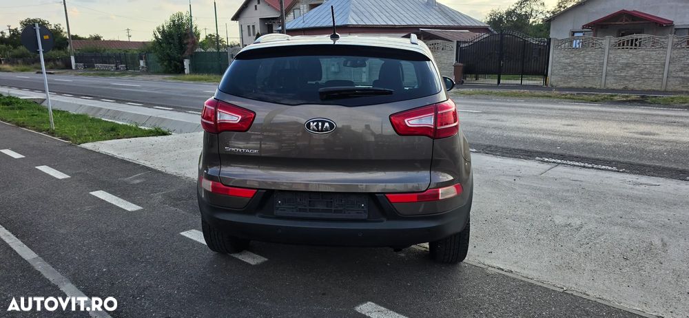 Kia Sportage 1.6 GDI 2WD Attract - 24