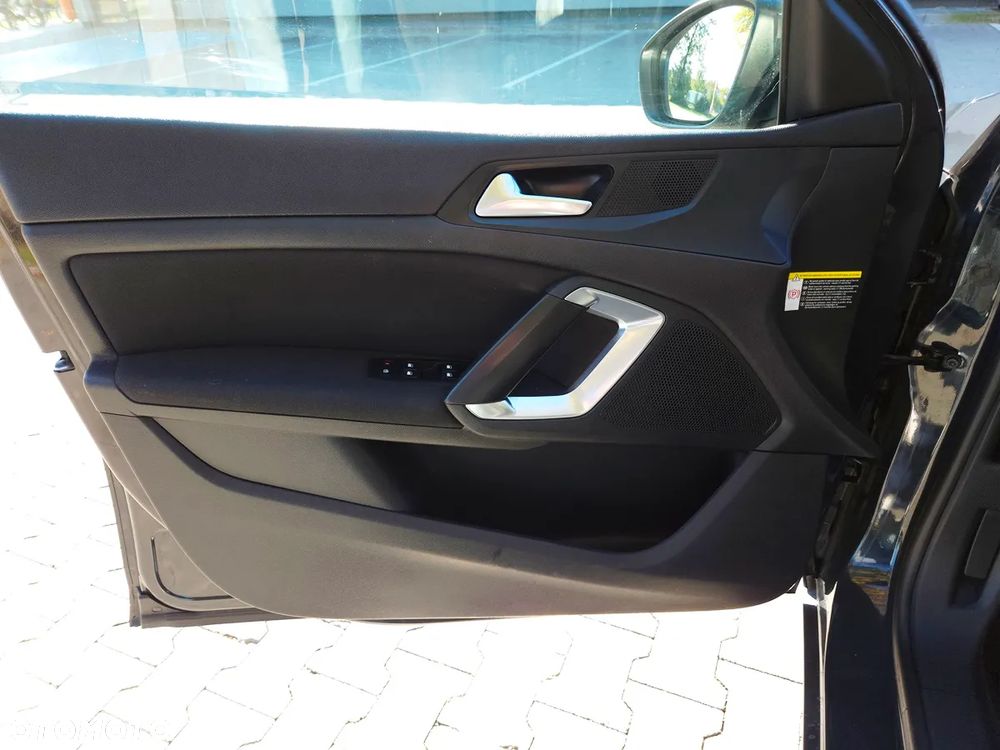 Peugeot 308 BlueHDi FAP 150 Stop&Start GT-Line Edition - 30