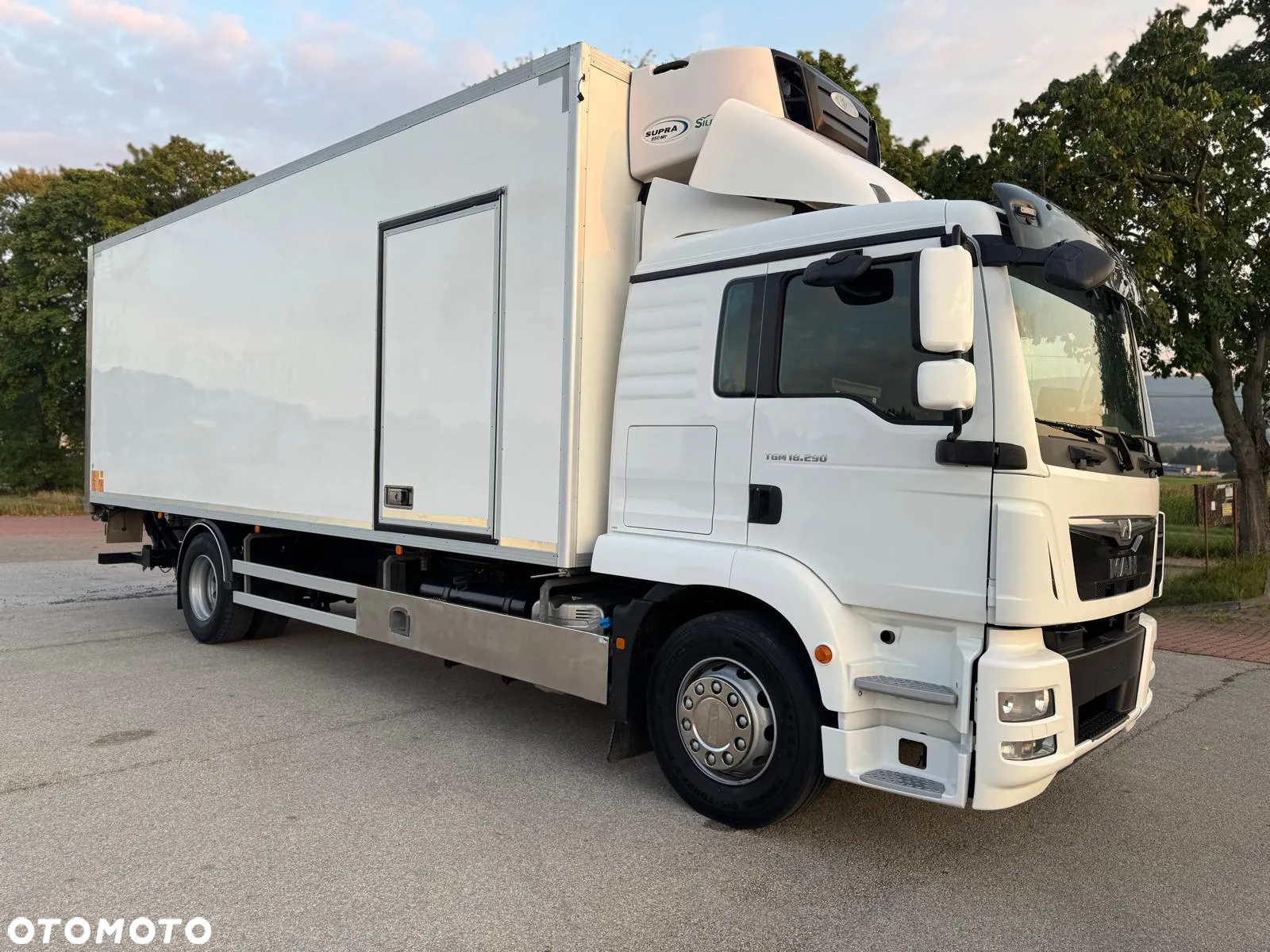 MAN TGM18.290 4x2 ACC/ CHłODNIA Z WINDĄ /CARRIER 850MT /SYPIALKA / EURO6/ASO - 8