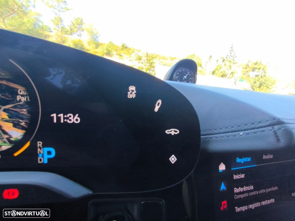 Porsche Taycan 4S - 15