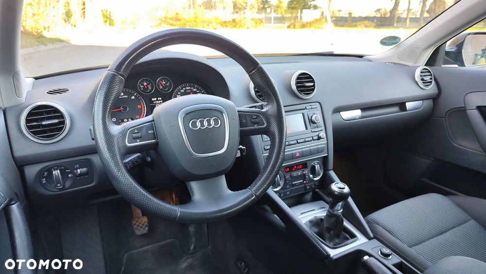 Audi A3 Sportback 2.0 TDI Ambition - 24
