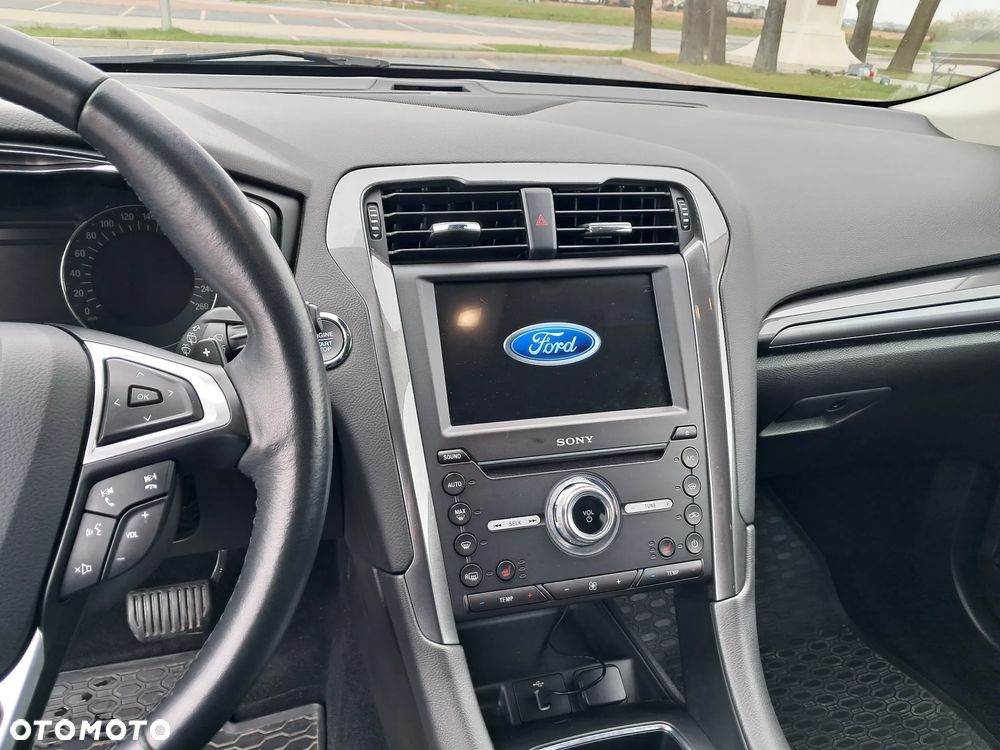 Ford Mondeo 2.0 EcoBlue Titanium - 12