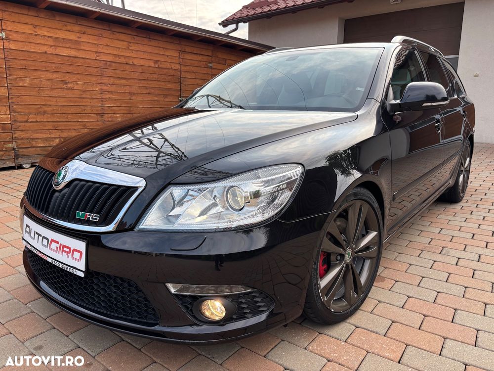 Skoda Octavia Combi 2.0 TDI RS - 2