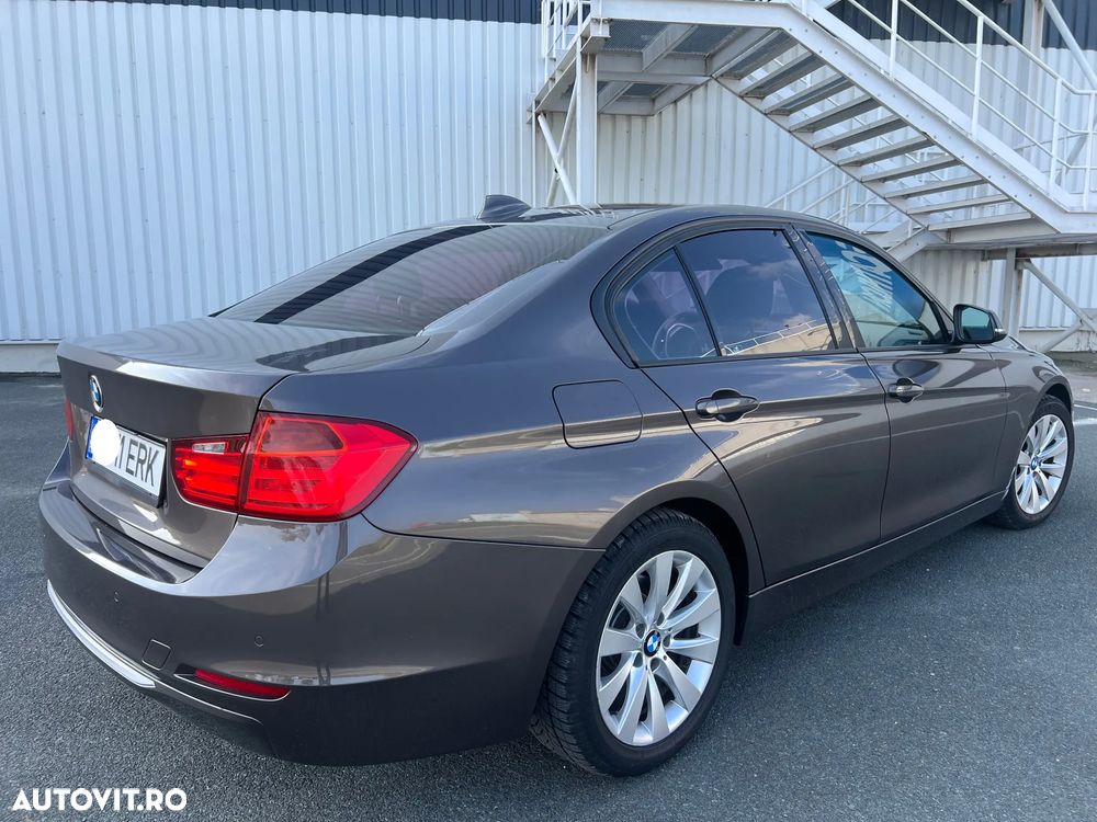 BMW Seria 3 320d Aut. Efficient Dynamics Edition Blue Perf. Modern Line - 15