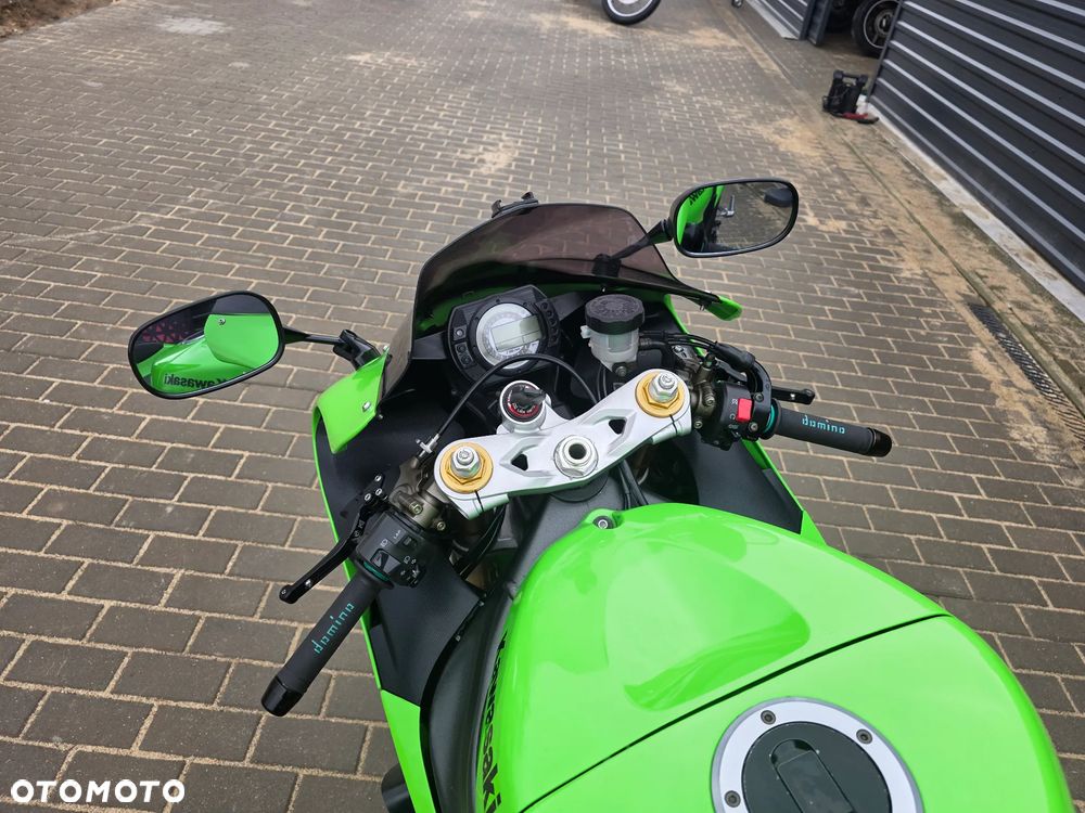 Kawasaki ZX - 18