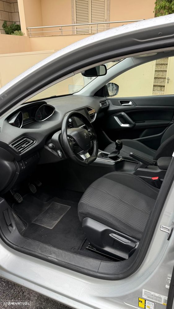Peugeot 308 HDi FAP 92 Active - 3