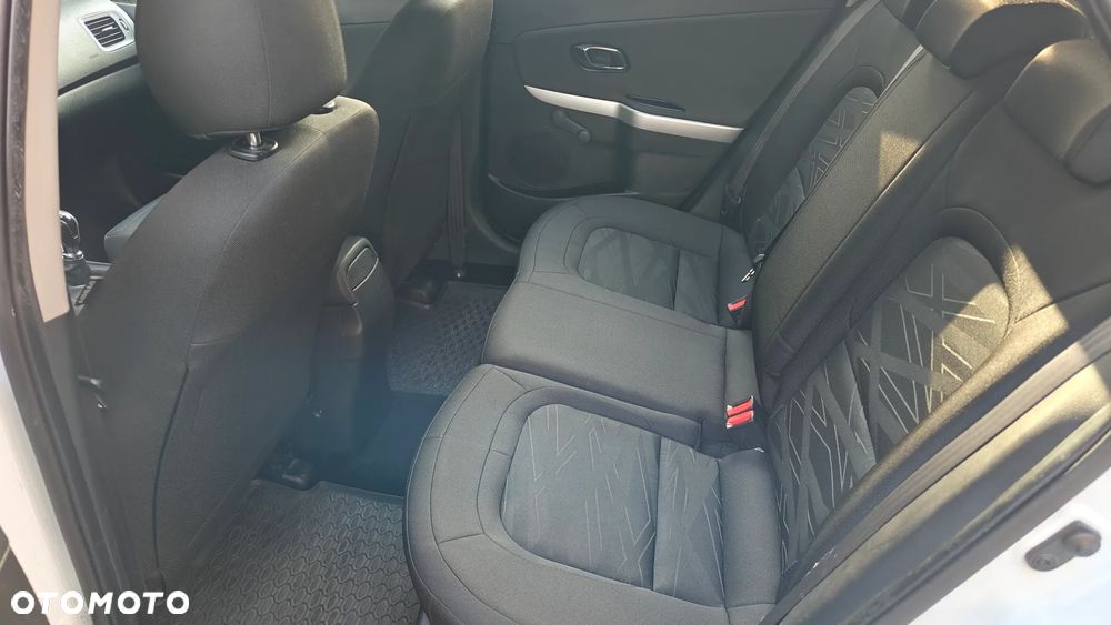 Kia Ceed 1.6 CRDi M - 15