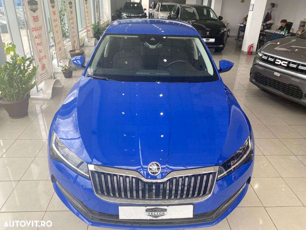 Skoda Superb 2.0 TDI DSG Ambition - 3