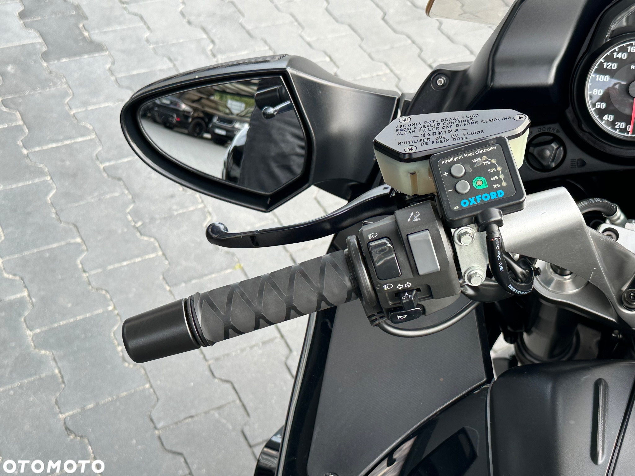 Kawasaki GTR - 24