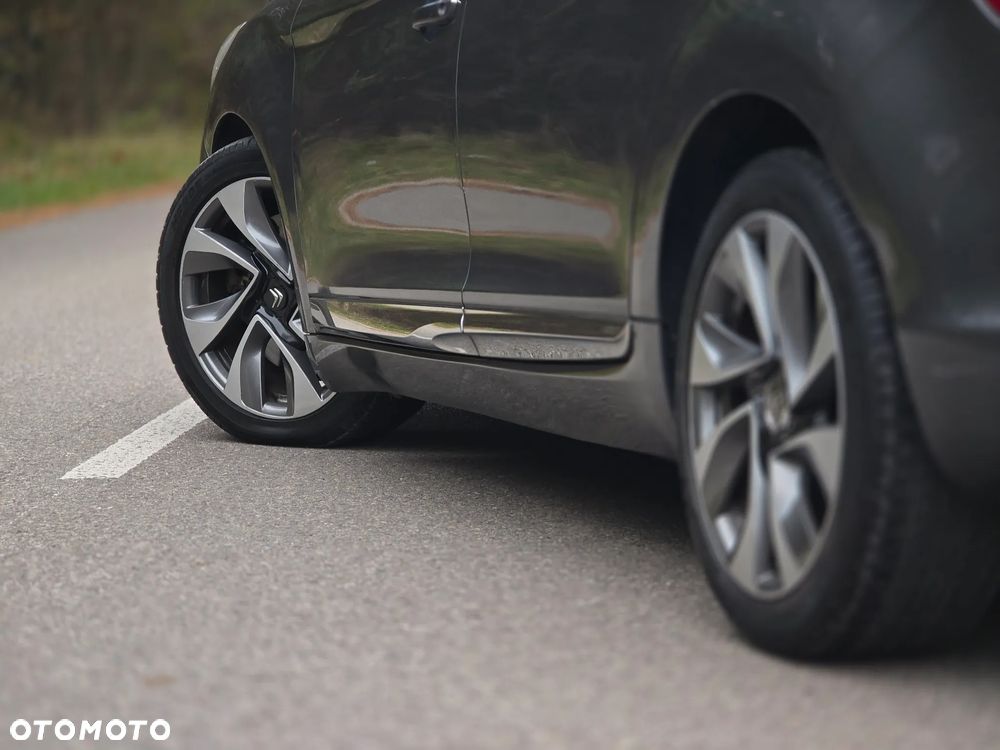 Citroën DS5 2.0 HDi SportChic - 32