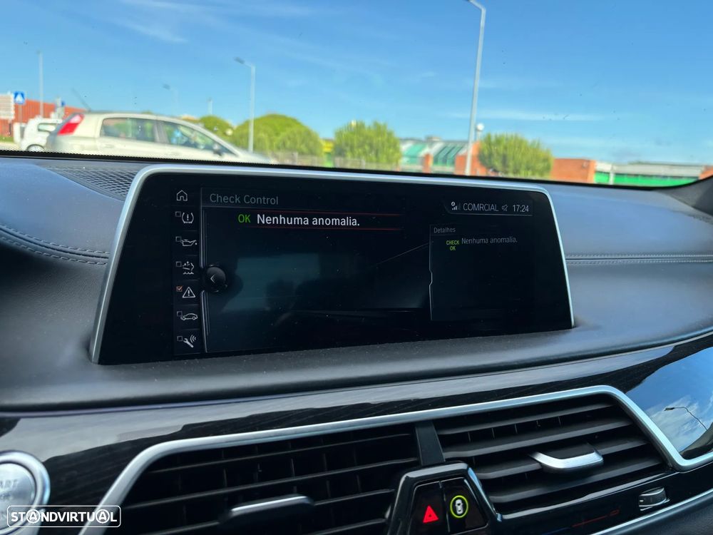 BMW 730 d Pack M - 17