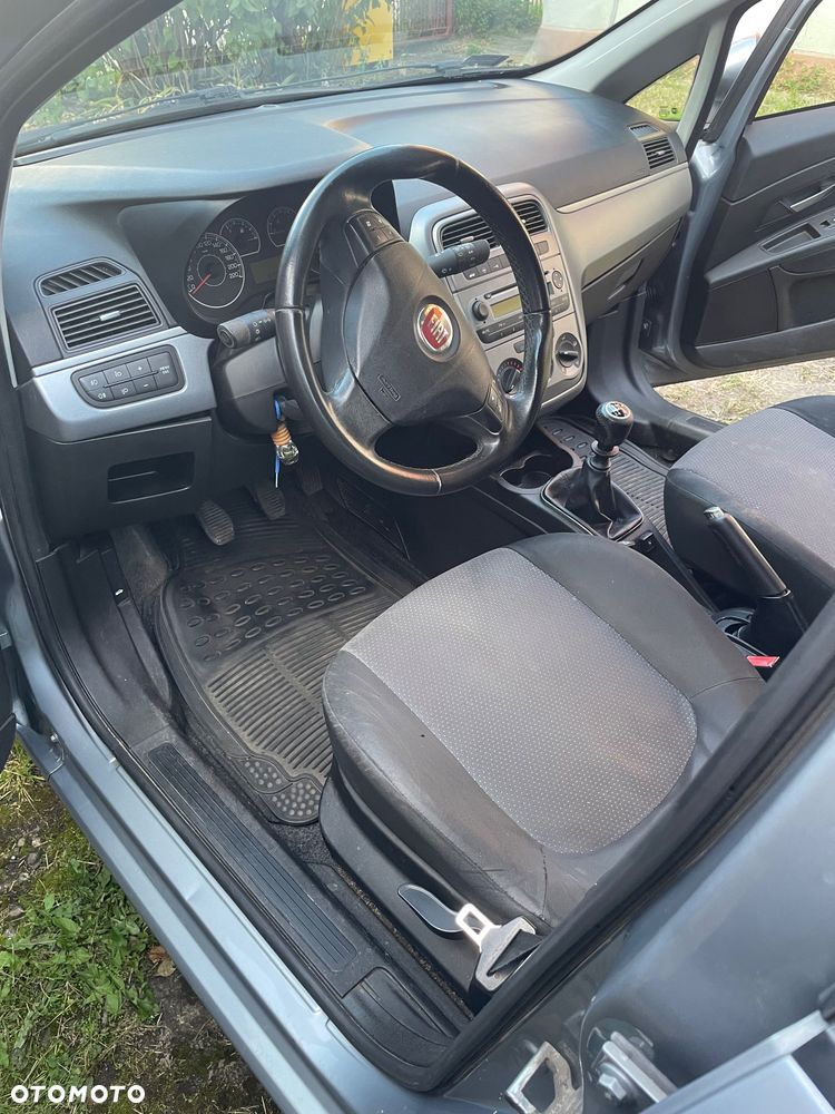 Fiat Grande Punto - 7