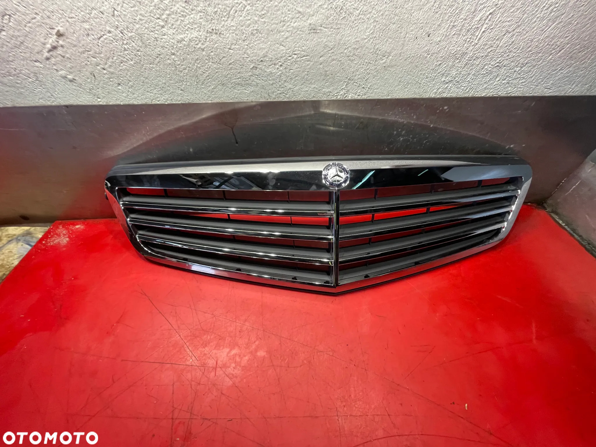 GRILL ATRAPA CHŁODNICY MERCEDES PZEDLIFT W204 - 7