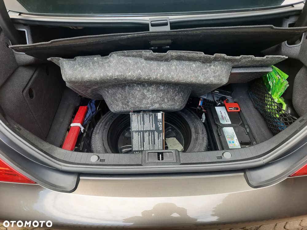 Mercedes-Benz CLS - 10