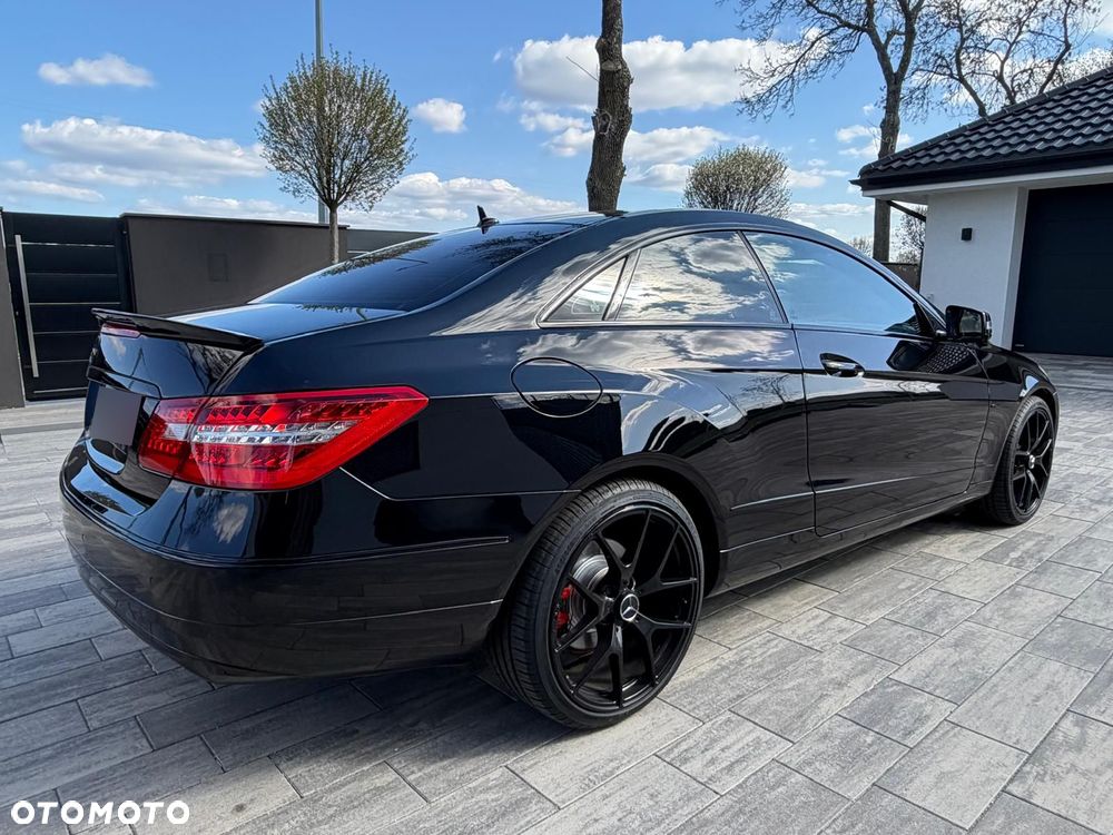 Mercedes-Benz Klasa E 200 CGI BlueEFFICIENCY Automatik Avantgarde - 10