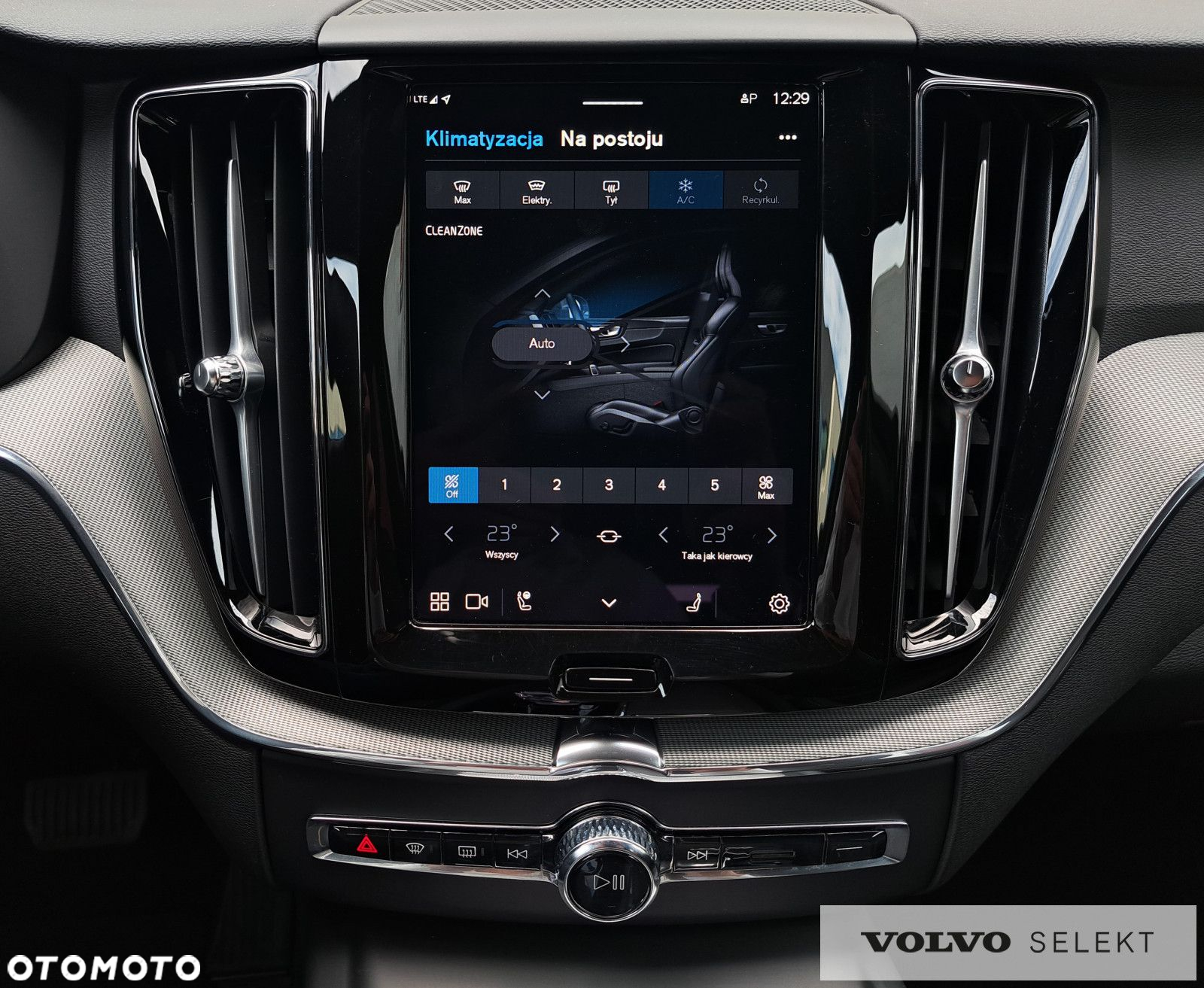 Volvo XC 60 - 23