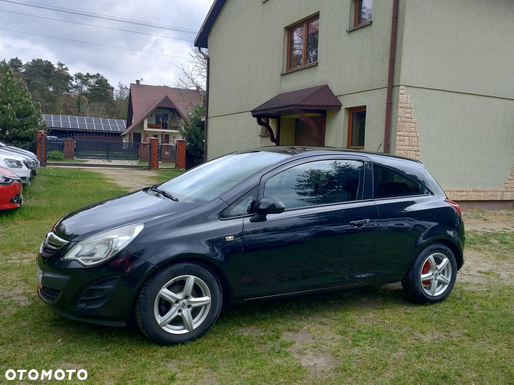 Opel Corsa 1.2 16V Color Edition - 1